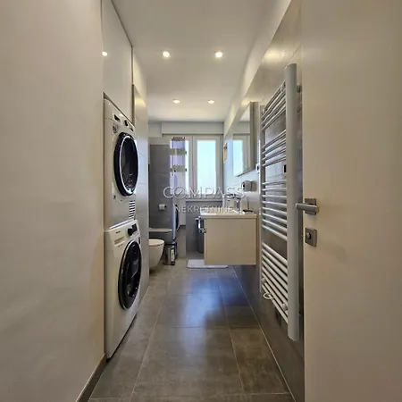 Апартаменты Leggero With Open Sea View Сплит